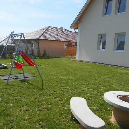Irisz Es Mark Apartament