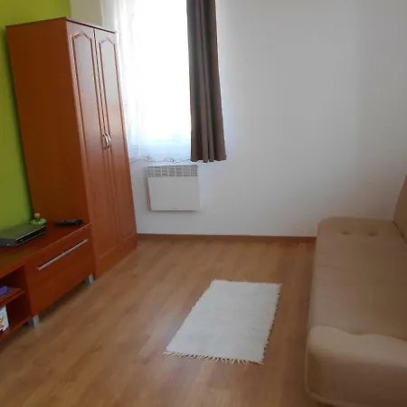 Apartament Irisz Es Mark Alsóörs