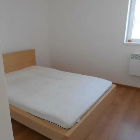 Irisz Es Mark Apartament Alsóörs